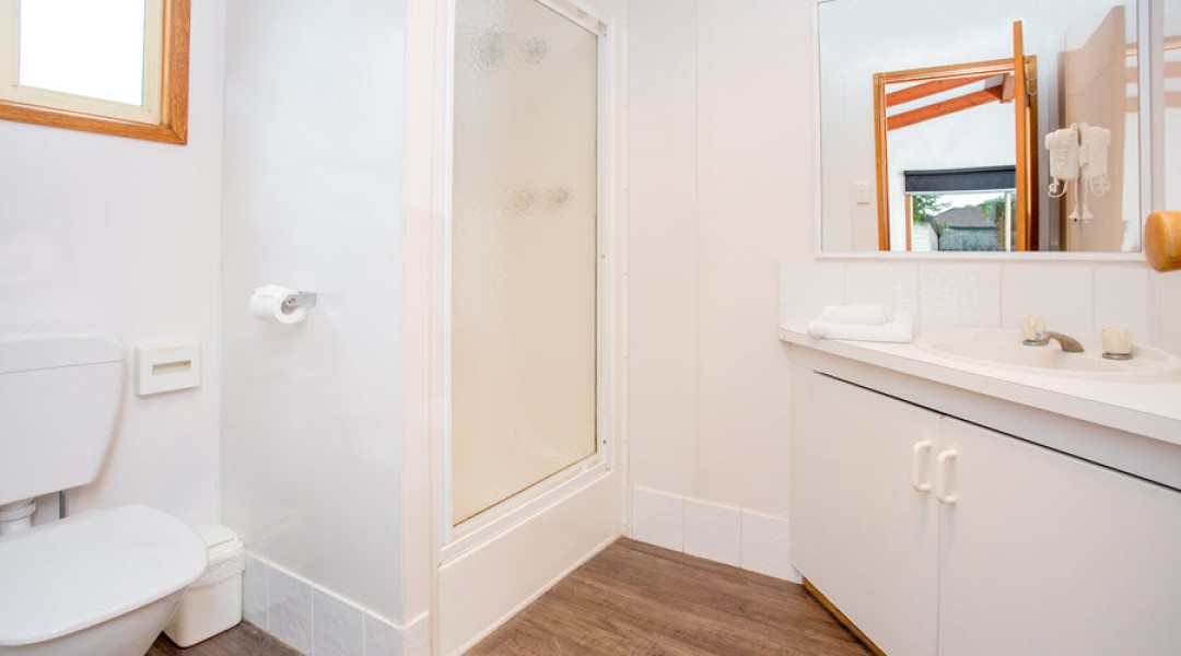 BIG4 Melbourne Accommodation One Bedroom Cabin 4 berth 900px 05